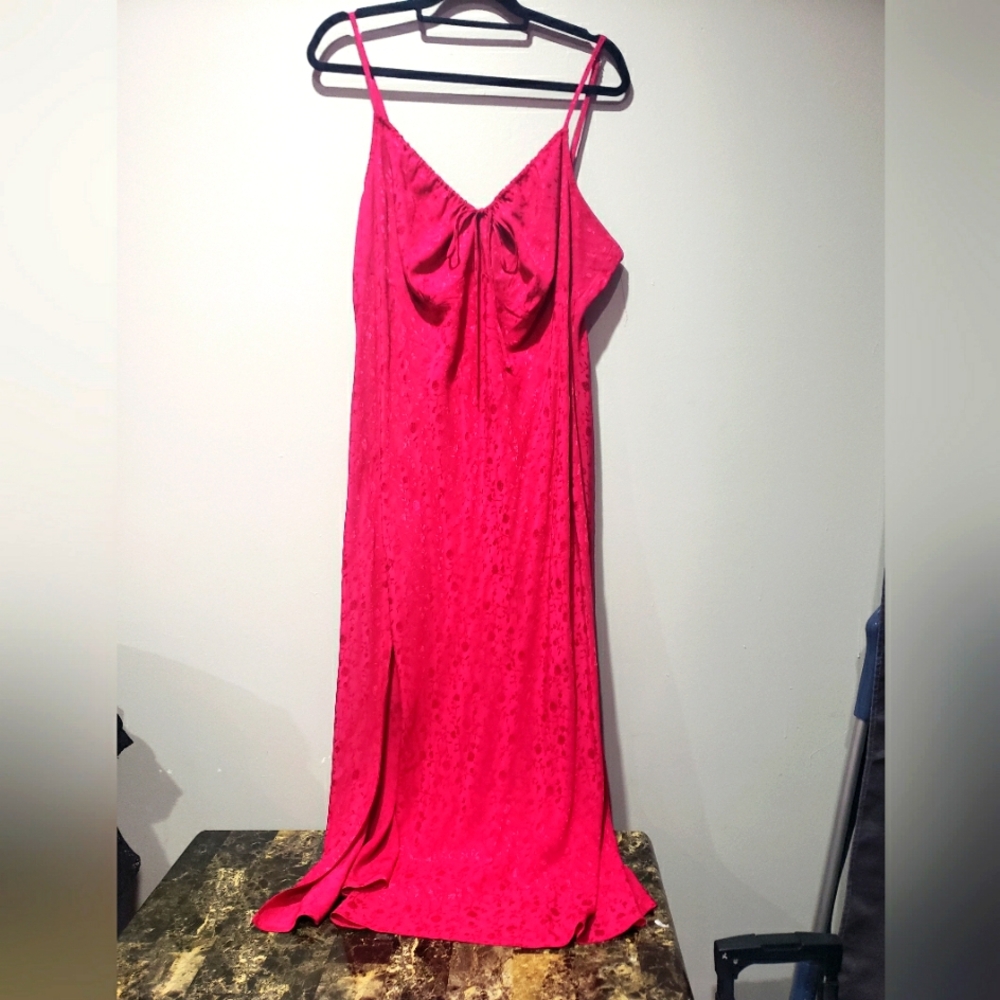 💲🖐🏾/☀️🏖FOREVER 21 3X FUSHCIA SLIP DRESS with Tags